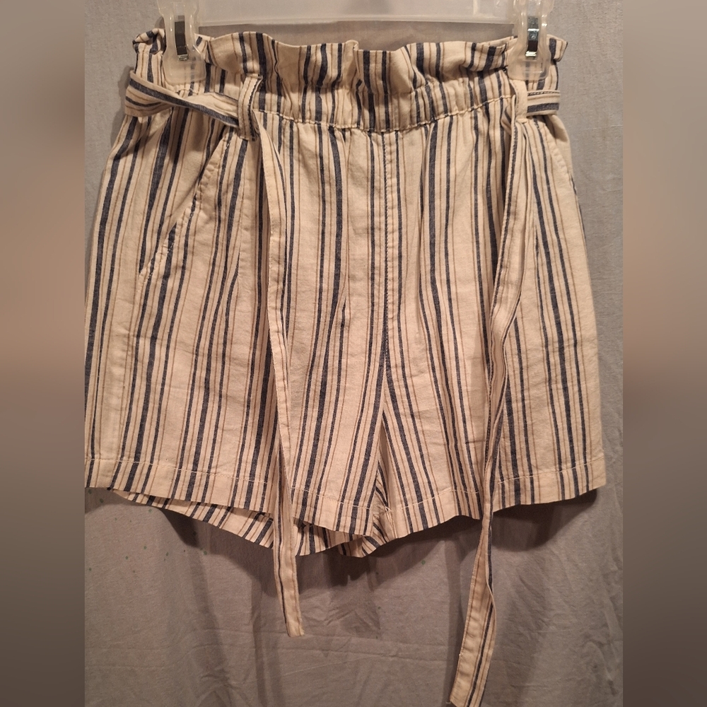 a.n.a High Waist Striped Tan and Navy Shorts